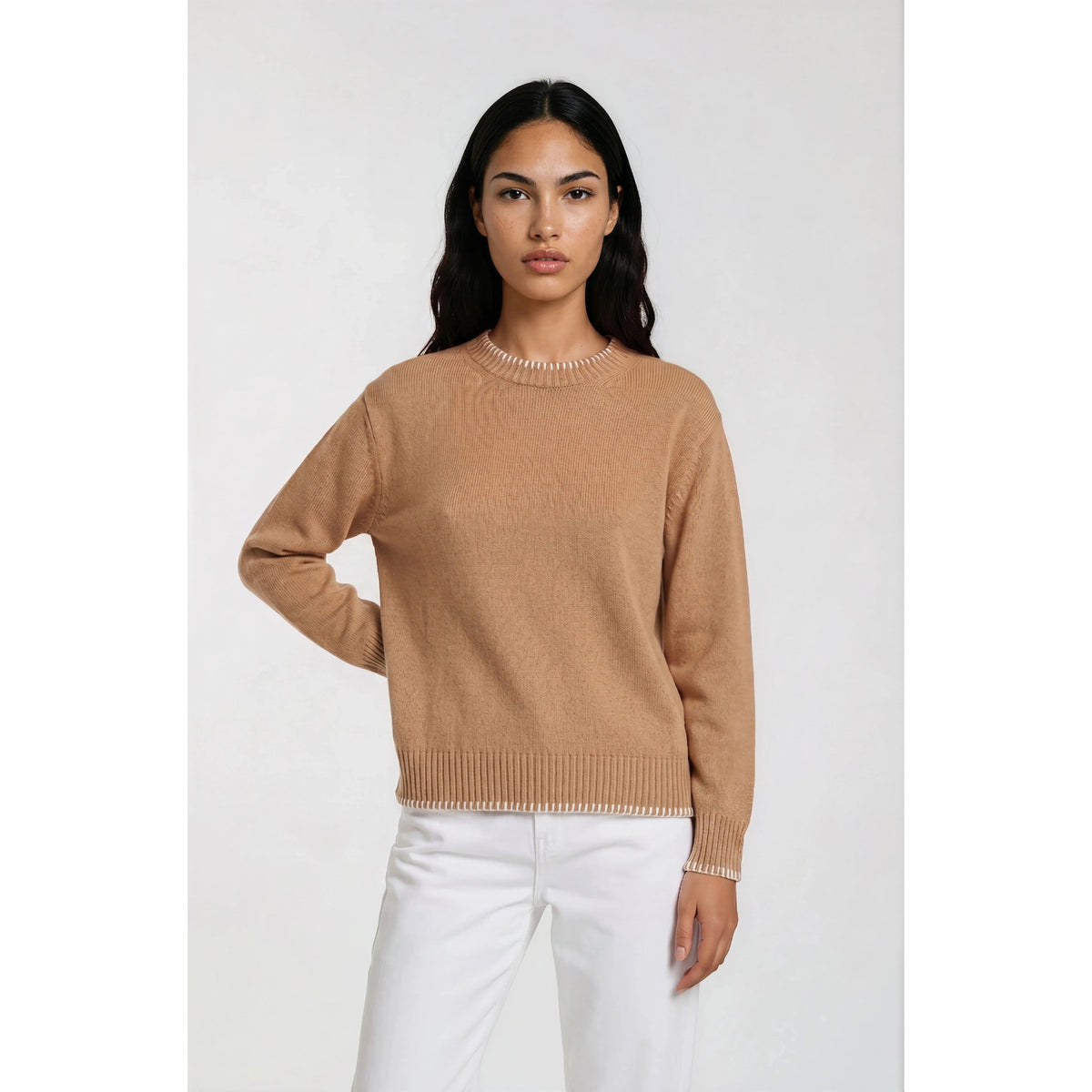 #color_Camel - White