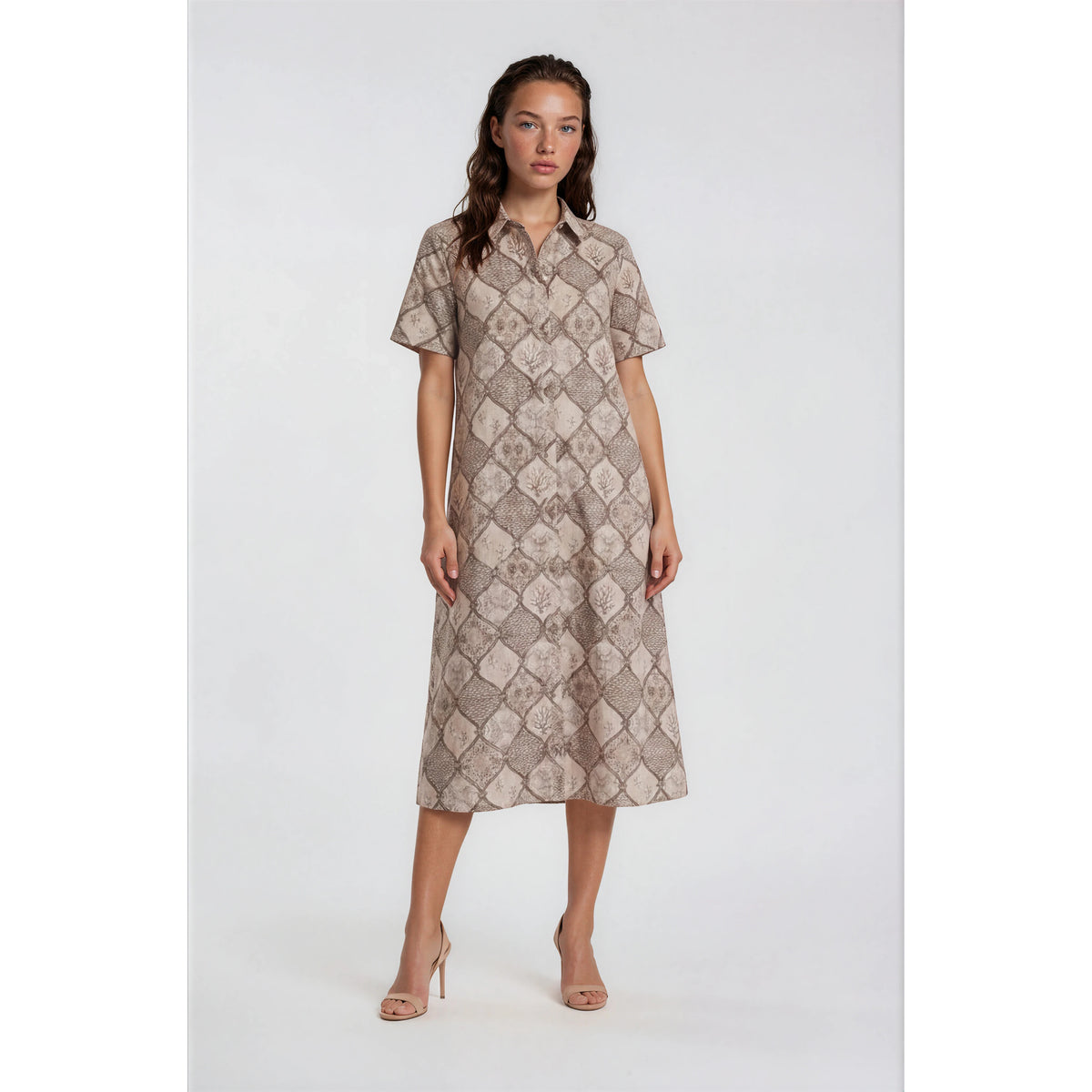 #color_Sankaty Floral, Brown - White Multi